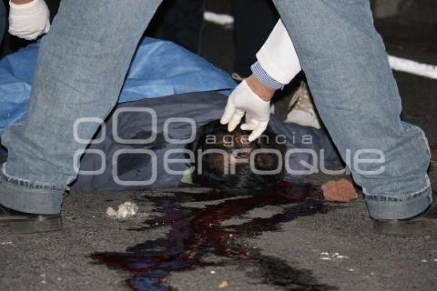 MUERTO EN VIA CORTA Y AUTOPISTA