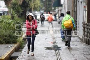 LLUVIA Y FRÍO