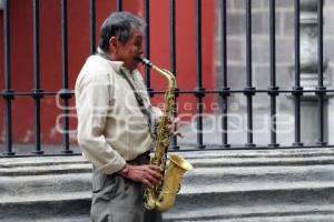 DÍA INTERNACIONAL DEL ADULTO MAYOR