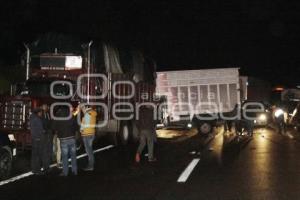 CARAMBOLA EN LA AUTOPISTA