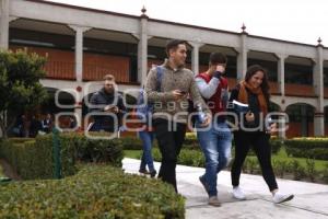 UDLAP . UNIVERSITARIOS