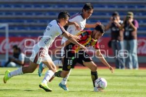 FÚTBOL . LOBOS BUAP VS LEONES NEGROS