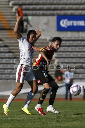 FÚTBOL . LOBOS BUAP VS LEONES NEGROS