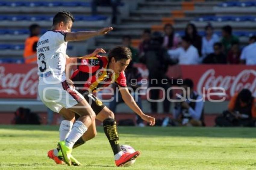 FÚTBOL . LOBOS BUAP VS LEONES NEGROS