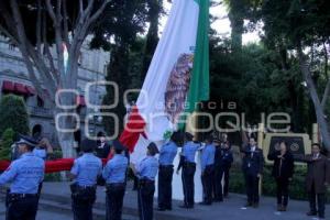 IZAMIENTO DE BANDERA 