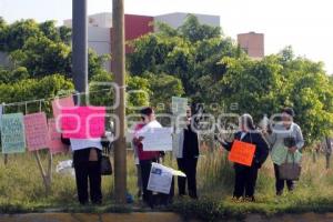 MANIFESTACIÓN JUBILADOS BUAP