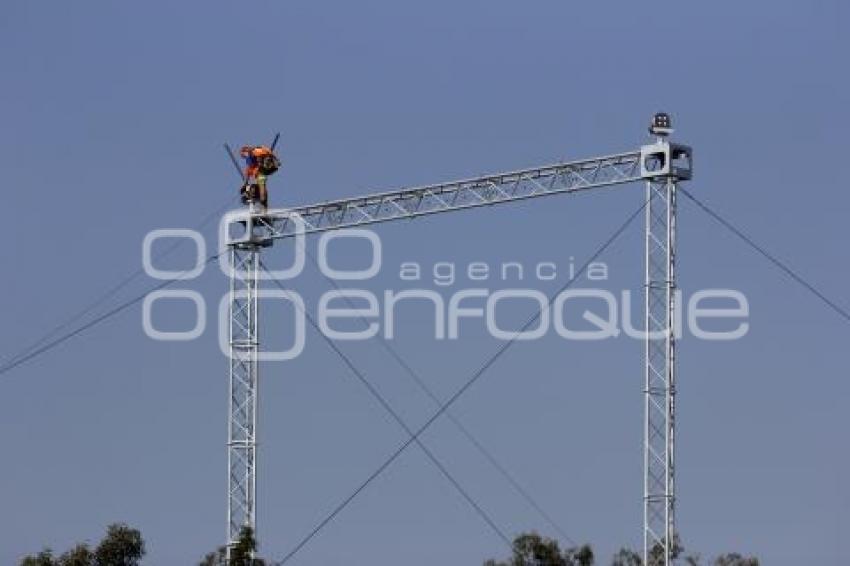 COLOCACIÓN CABLES TELEFÉRICO
