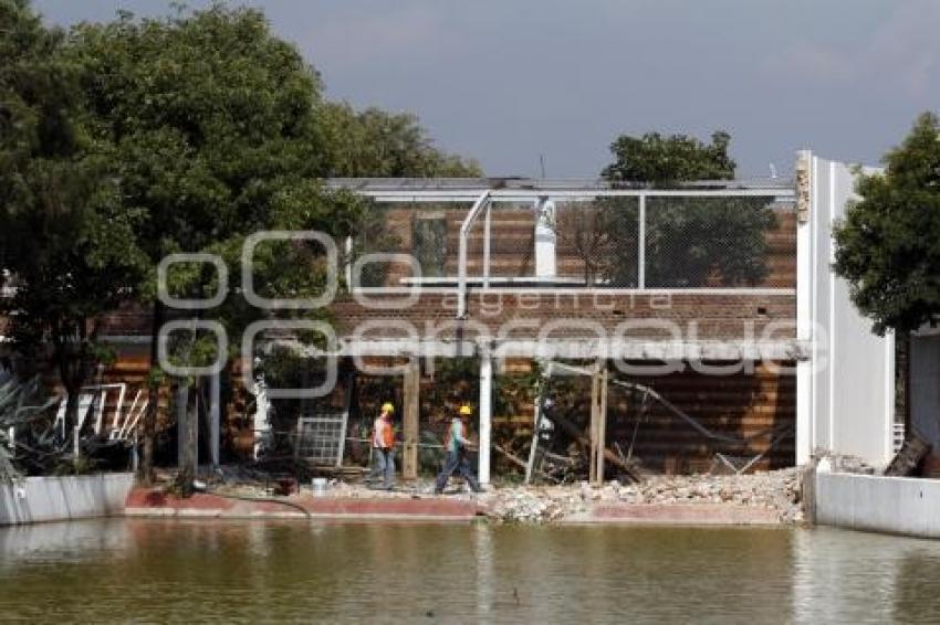 ÁRBOL ARTIFICIAL . PARQUE ECOLÓGICO