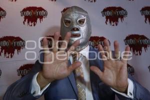 HIJO DEL SANTO