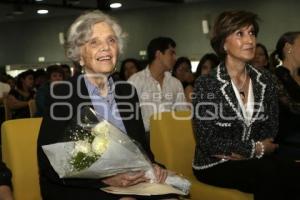 ITESM . ELENA PONIATOWSKA