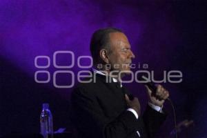 CONCIERTO . JULIO IGLESIAS