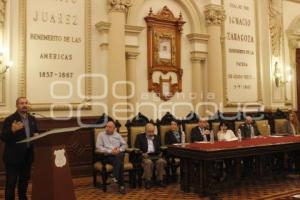 PRESENTAN LIBRO ENERGÍAS RENOVABLES