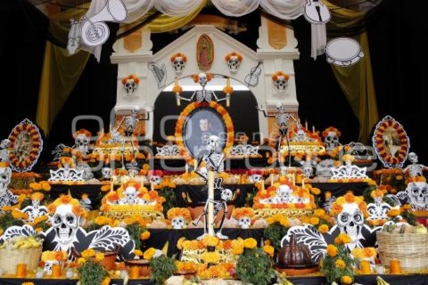 OFRENDA SECRETARIA DE TURISMO 