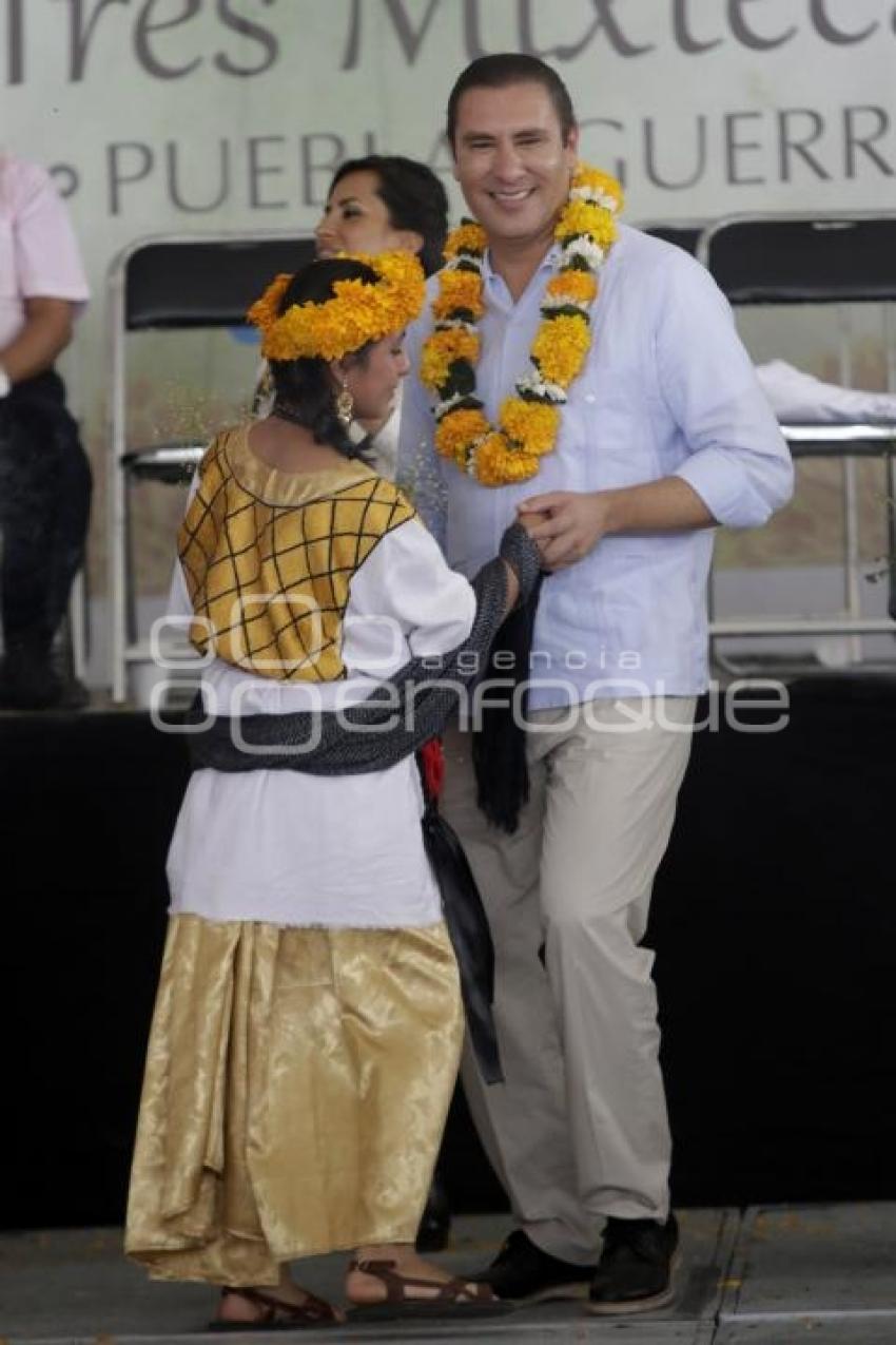 FESTIVAL DEL MOLE DE CADERAS