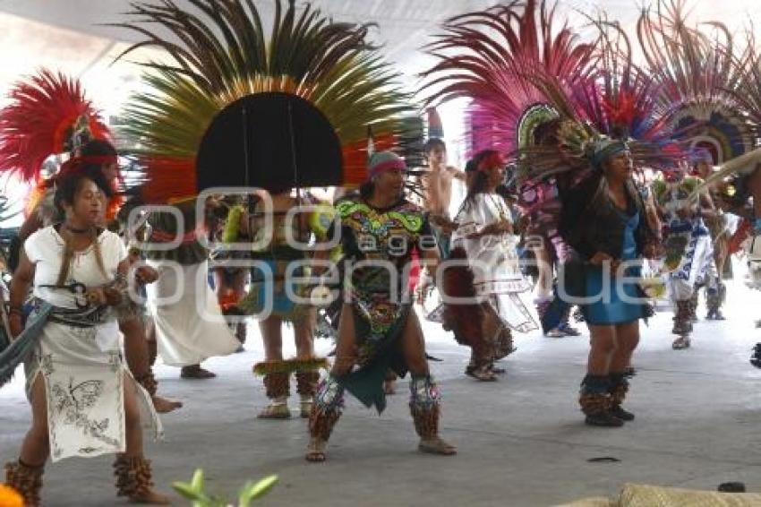 CHOLULA . DANZANTES