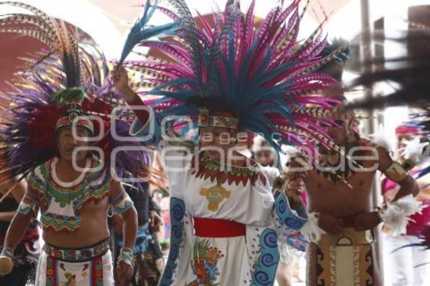 CHOLULA . DANZANTES