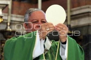 MISA DOMINICAL . CATEDRAL