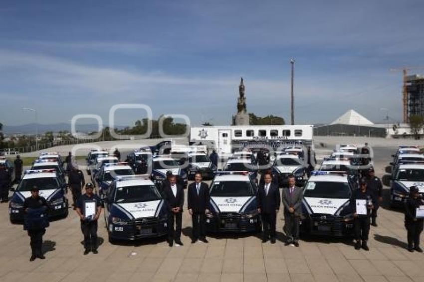 POLICÍA ESTATAL . EQUIPAMIENTO