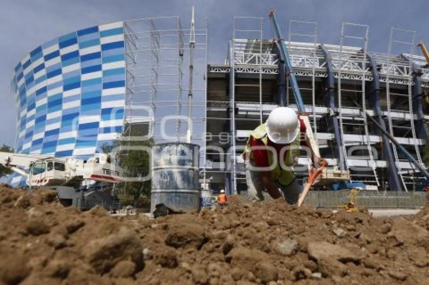 REMODELACIÓN ESTADIO CUAUHTÉMOC