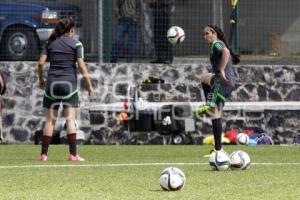 ENTRENAMIENTO SELECCIÓN FEMENIL SUB 20