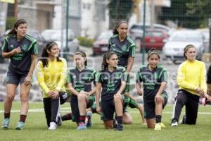 ENTRENAMIENTO SELECCIÓN FEMENIL SUB 20