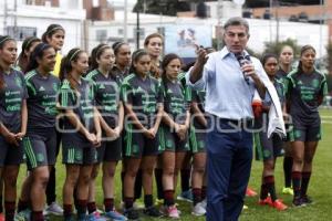 ENTRENAMIENTO SELECCIÓN FEMENIL SUB 20