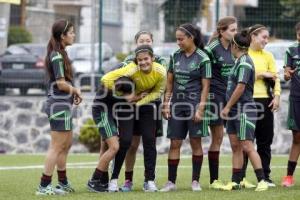 ENTRENAMIENTO SELECCIÓN FEMENIL SUB 20