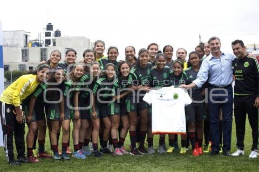 ENTRENAMIENTO SELECCIÓN FEMENIL SUB 20