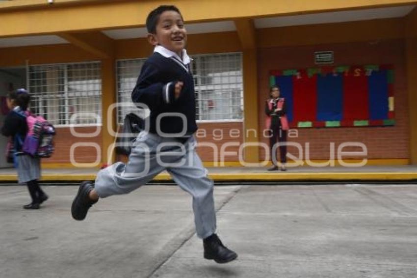 REGRESO A CLASES . HORARIO DE INVIERNO