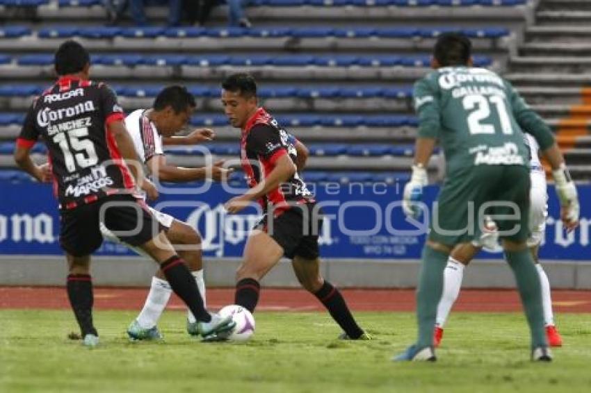 FÚTBOL . LOBOS VS NECAXA