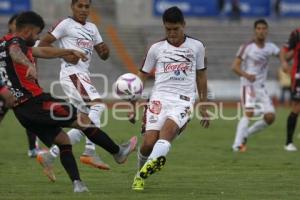 FÚTBOL . LOBOS VS NECAXA