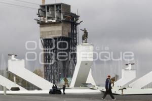 TELEFÉRICO . RETIRO DE ESTRUCTURAS