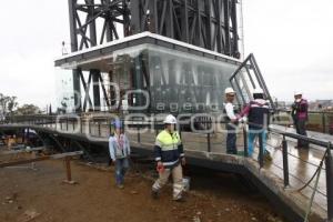 TELEFÉRICO . RETIRO DE ESTRUCTURAS