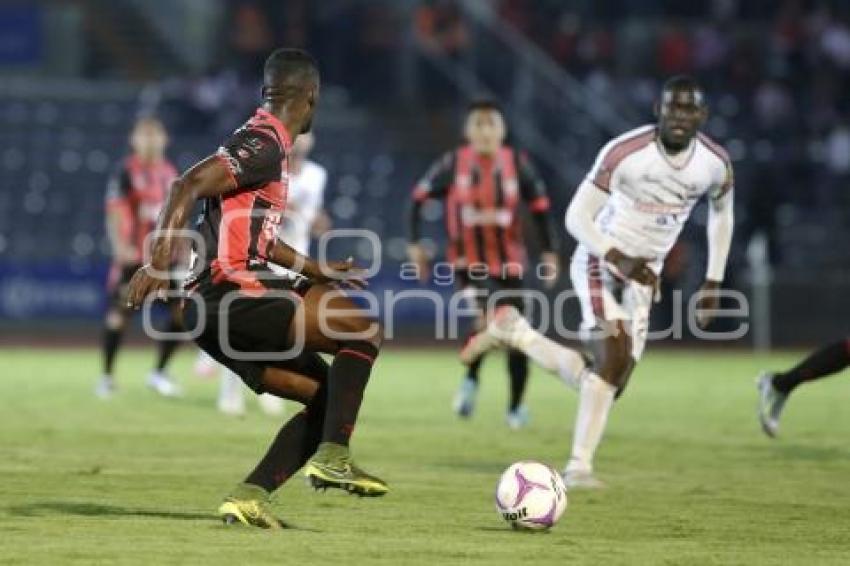 FÚTBOL . LOBOS VS NECAXA