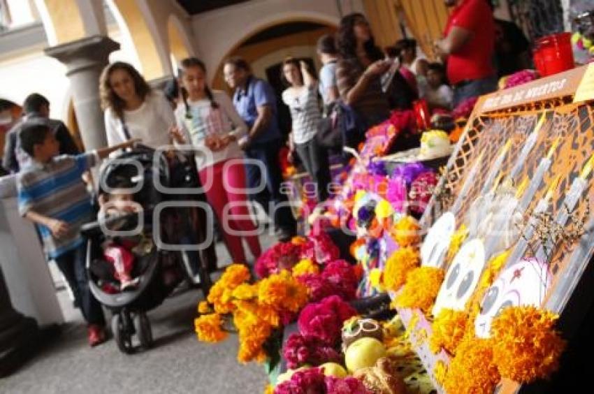 OFRENDAS . CASA DE CULTURA