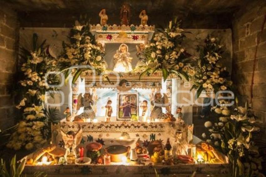 OFRENDAS DE TOCHIMILCO