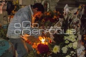 VELADA EN PANTEONES
