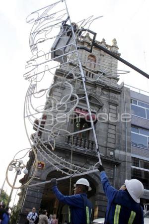 ADORNOS NAVIDEÑOS . ZÓCALO