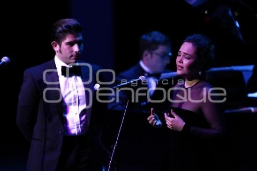 MARIO ROJAS Y REBECA DE RUEDA . CIUDAD DE LAS IDEAS