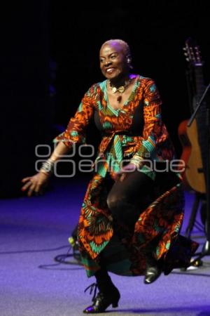 ANGÉLIQUE KIDJO . CIUDAD DE LAS IDEAS