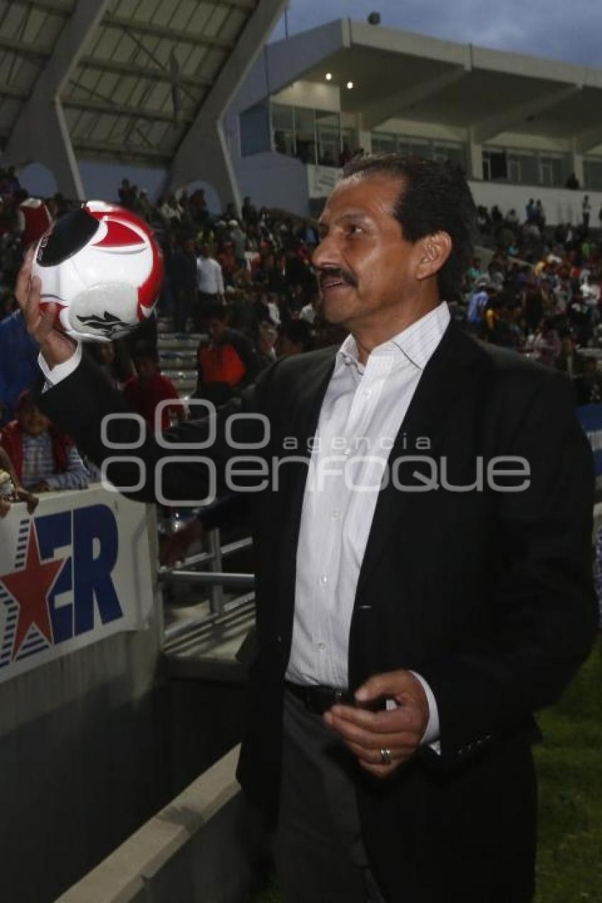 FÚTBOL . LOBOS VS VENADOS