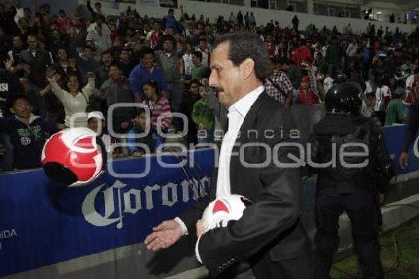 FÚTBOL . LOBOS VS VENADOS