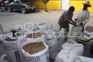 COMERCIALIZACIÓN DE CACAHUATE . ACATLÁN DE OSORIO