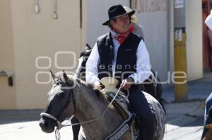 CABALGATA REVOLUCIONARIA . JUAN MANUEL VEGA RAYET