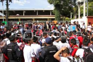 TOMAN ESCUELA EN TEHUACÁN