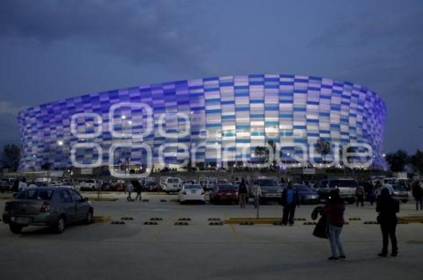 ESTADIO CUAUHTÉMOC . PUEBLA FC VS BOCA JUNIORS