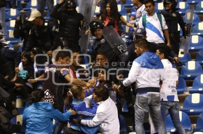 ESTADIO CUAUHTÉMOC . PUEBLA FC VS BOCA JUNIORS