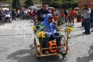 PASEO EN BICICLETA . RODARTE