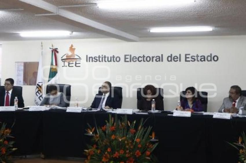 IEE . SESIÓN ORDINARIA OPLE