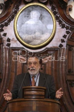 DOCTORADO HONORIS CAUSA. THEOTONIO DOS SANTOS